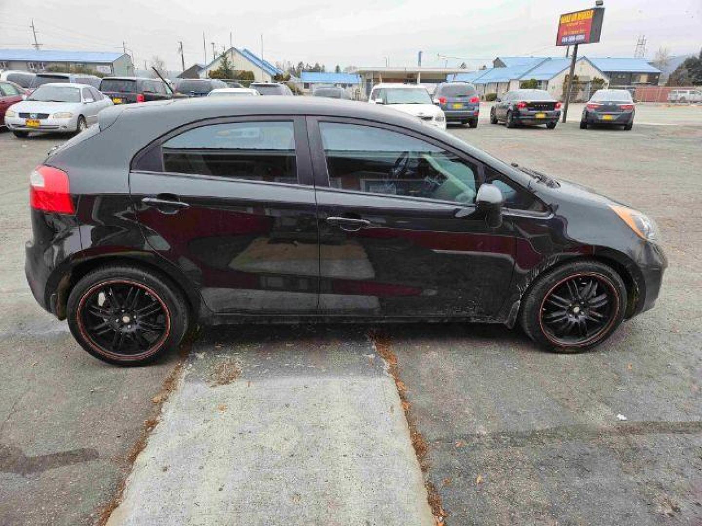 2013 Kia Rio5 LX (KNADM5A38D6) with an 1.6L L4 DOHC 16V engine, located at 601 E. Idaho St., Kalispell, MT, 59901, 0.000000, 0.000000 - Photo#5