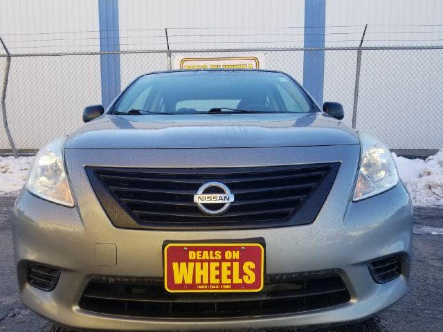 2013 Nissan Versa 1.6 S 5M (3N1CN7AP9DL) with an 1.6L L4 DOHC 16V engine, 5-Speed Manual transmission, located at 1800 West Broadway, Missoula, 59808, (406) 543-1986, 46.881348, -114.023628 - Photo#1