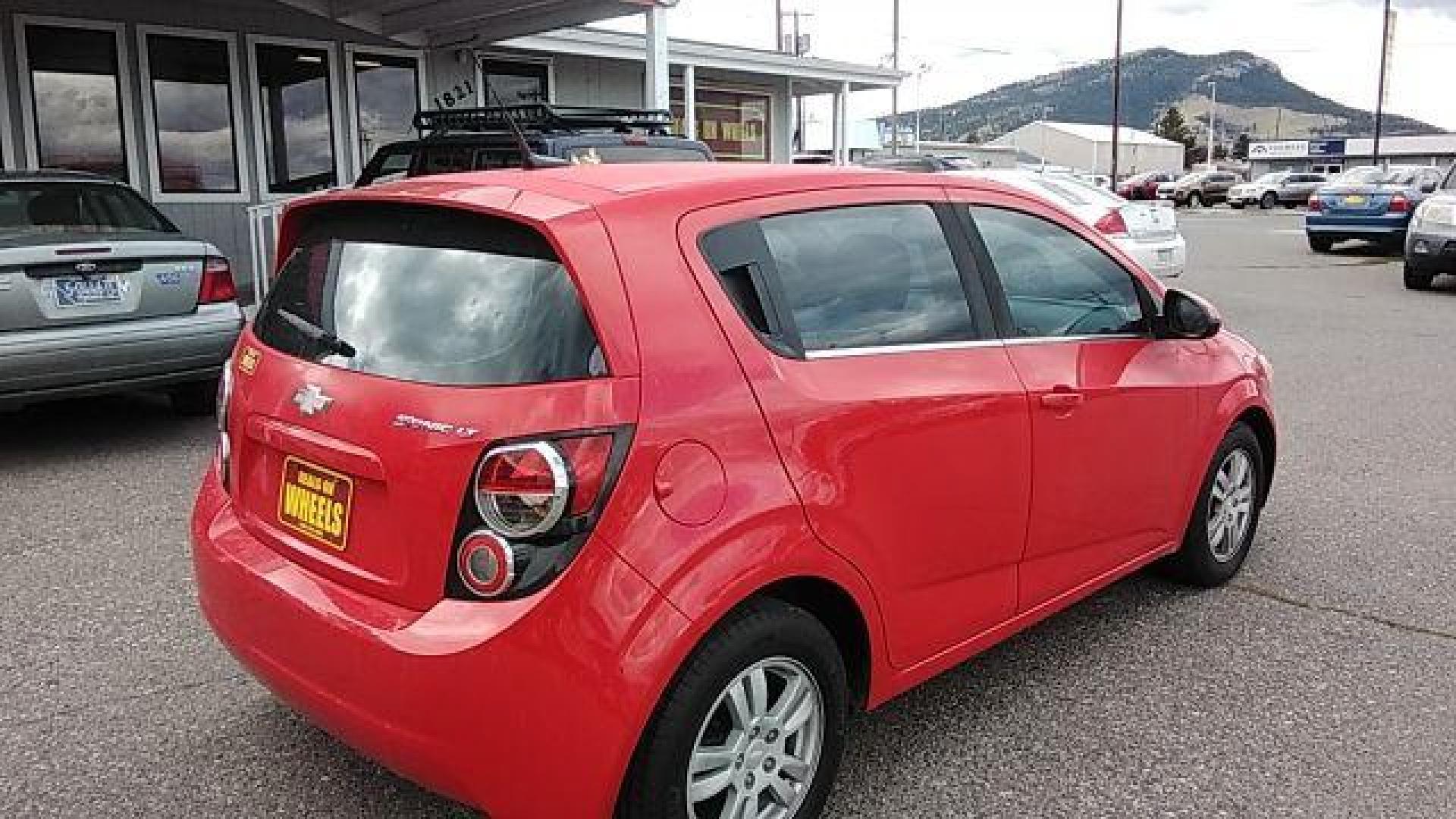 2014 Chevrolet Sonic LT Auto 5-Door (1G1JC6SH6E4) with an 1.8L L4 DOHC 24V engine, 6-Speed Automatic transmission, located at 1821 N Montana Ave., Helena, MT, 59601, (406) 422-1031, 0.000000, 0.000000 - Photo#4