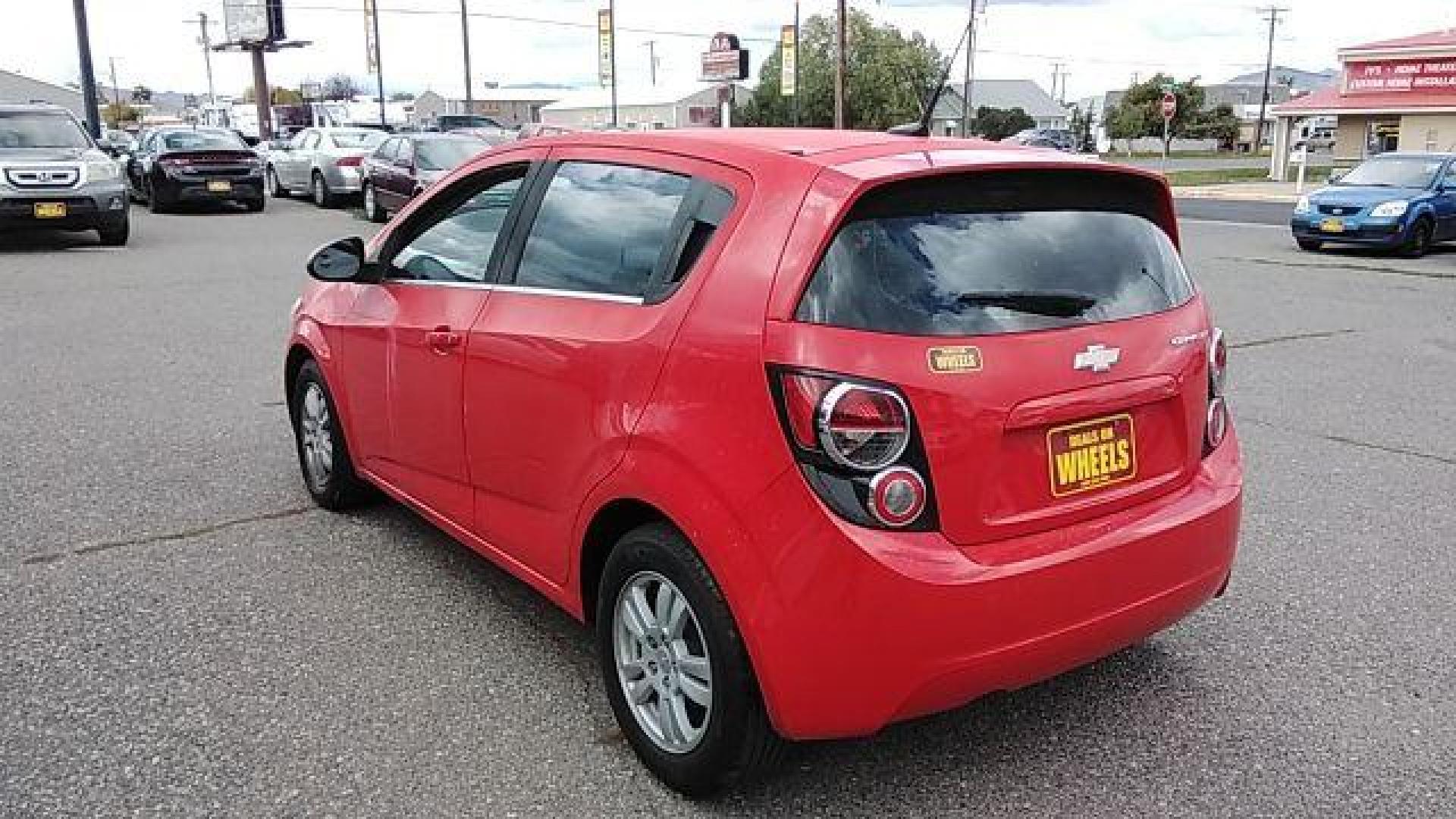 2014 Chevrolet Sonic LT Auto 5-Door (1G1JC6SH6E4) with an 1.8L L4 DOHC 24V engine, 6-Speed Automatic transmission, located at 1821 N Montana Ave., Helena, MT, 59601, (406) 422-1031, 0.000000, 0.000000 - Photo#7