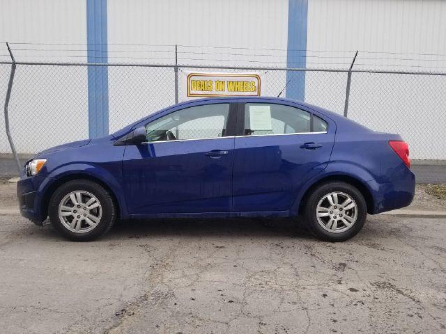 2014 Chevrolet Sonic LT Auto Sedan (1G1JC5SH7E4) with an 1.8L L4 DOHC 24V engine, 6-Speed Automatic transmission, located at 601 E. Idaho St., Kalispell, MT, 59901, 0.000000, 0.000000 - Photo#6