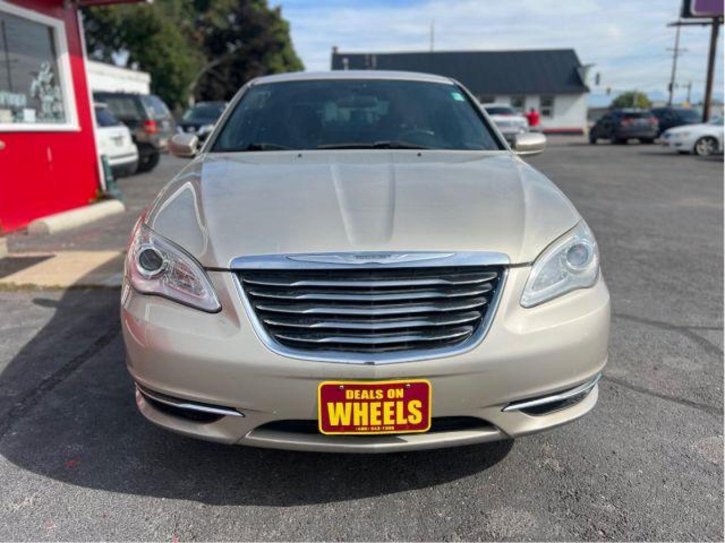 2014 Chrysler 200 LX (1C3CCBAB4EN) with an 2.4L L4 DOHC 16V engine, 6-Speed Automatic transmission, located at 601 E. Idaho St., Kalispell, MT, 59901, 0.000000, 0.000000 - Photo#7