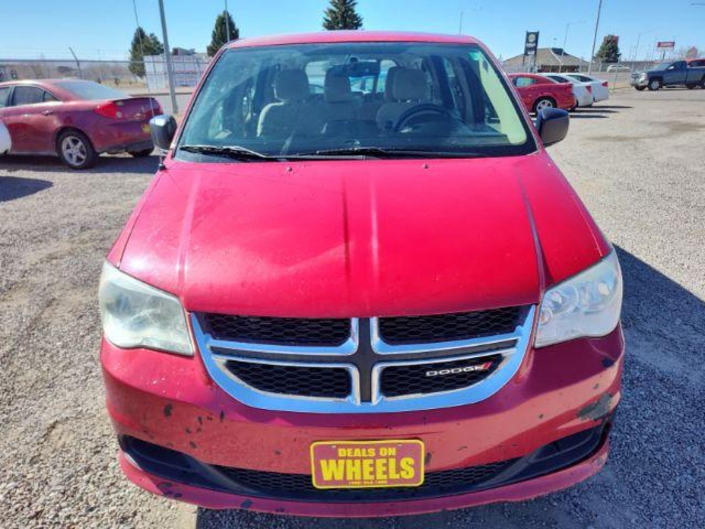 2014 Dodge Grand Caravan SE (2C4RDGBG2ER) with an 3.6L V6 DOHC 24V engine, 6-Speed Automatic transmission, located at 4801 10th Ave S,, Great Falls, MT, 59405, 0.000000, 0.000000 - Photo#7