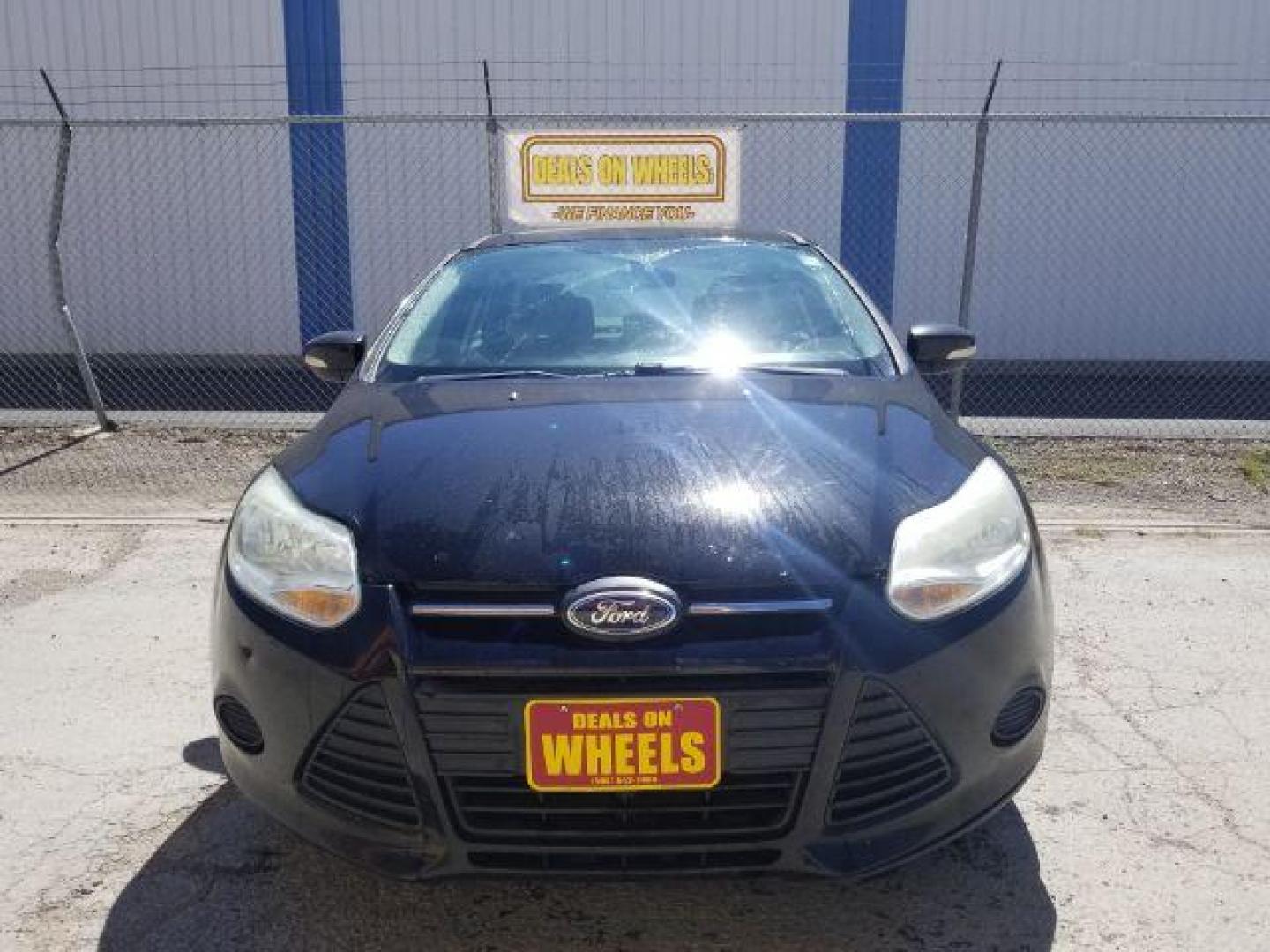 2014 Ford Focus SE Sedan (1FADP3F20EL) with an 2.0L L4 DOHC 16V engine, located at 4801 10th Ave S,, Great Falls, MT, 59405, 0.000000, 0.000000 - Photo#2