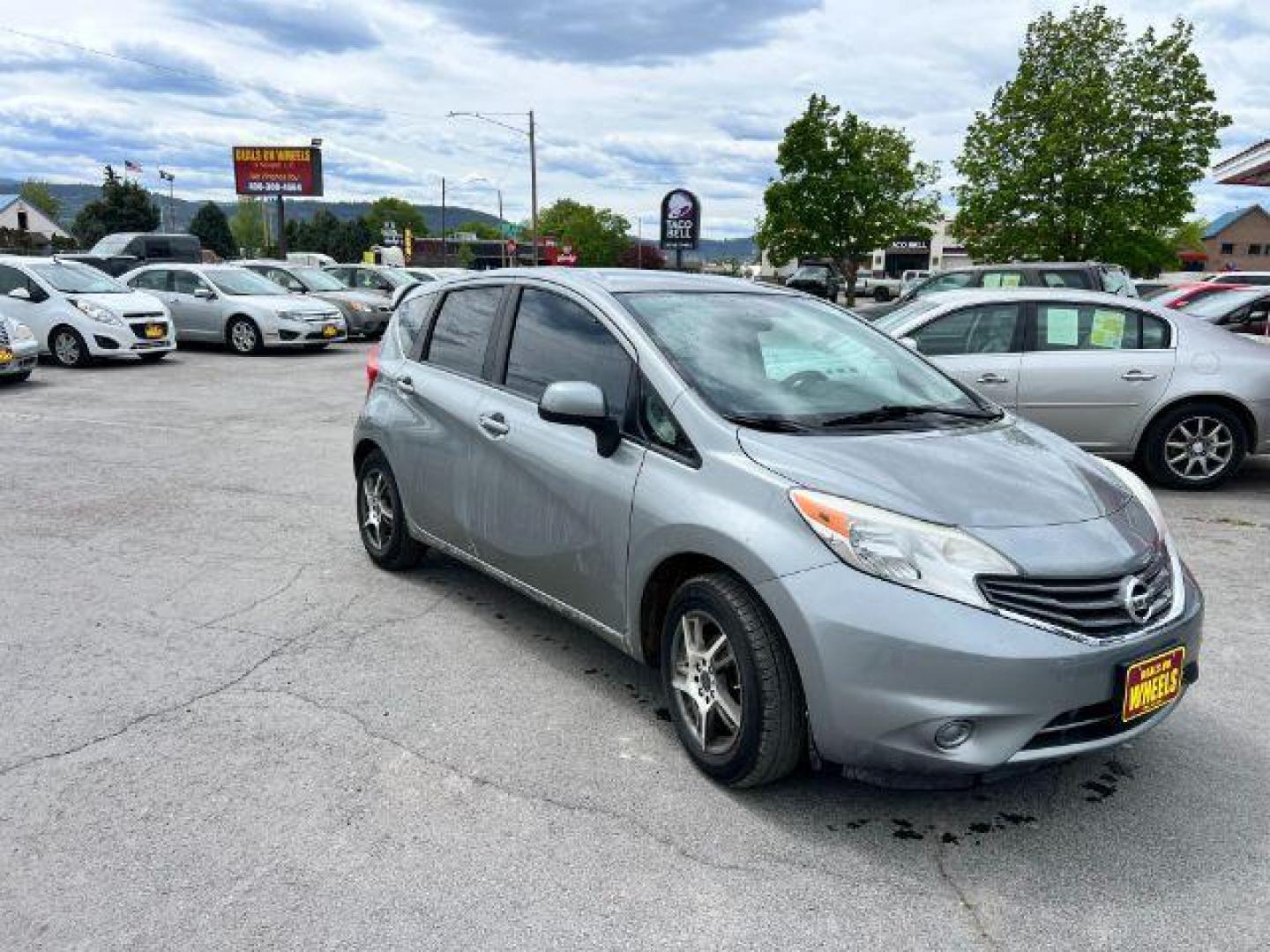 2014 Nissan Versa Note S (3N1CE2CPXEL) with an 1.6L L4 DOHC 16V engine, 5-Speed Manual transmission, located at 601 E. Idaho St., Kalispell, MT, 59901, 0.000000, 0.000000 - Photo#2