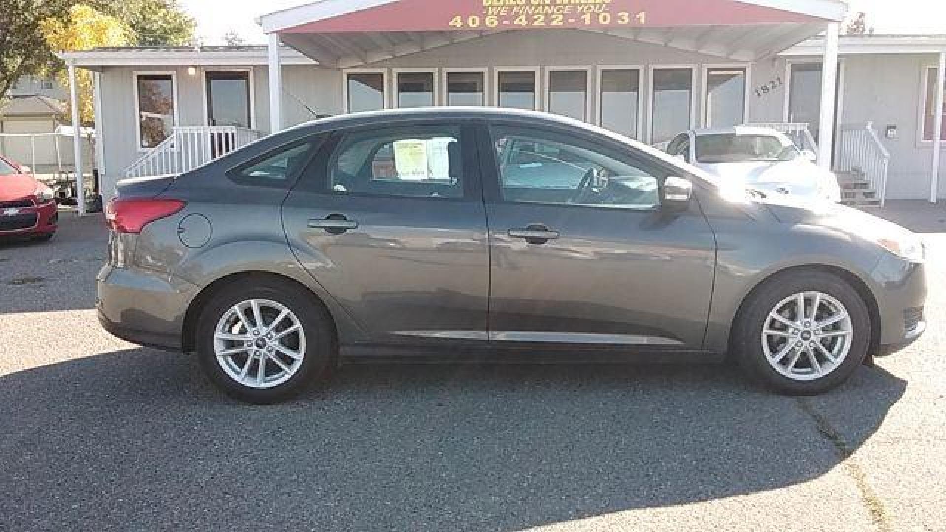 2015 Ford Focus SE Sedan (1FADP3F29FL) with an 2.0L L4 DOHC 16V engine, located at 1821 N Montana Ave., Helena, MT, 59601, (406) 422-1031, 0.000000, 0.000000 - Photo#3