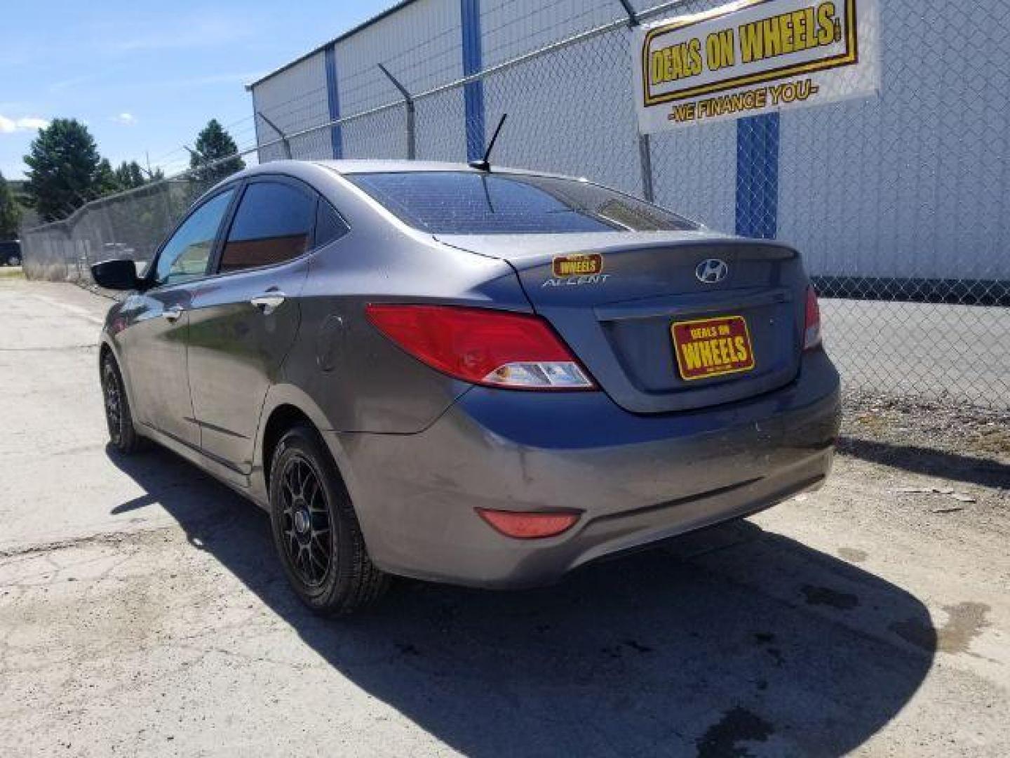 2015 Hyundai Accent GLS 4-Door 6A (KMHCT4AE3FU) with an 1.6L L4 DOHC 16V engine, 6-Speed Automatic transmission, located at 1821 N Montana Ave., Helena, MT, 59601, (406) 422-1031, 0.000000, 0.000000 - Photo#3