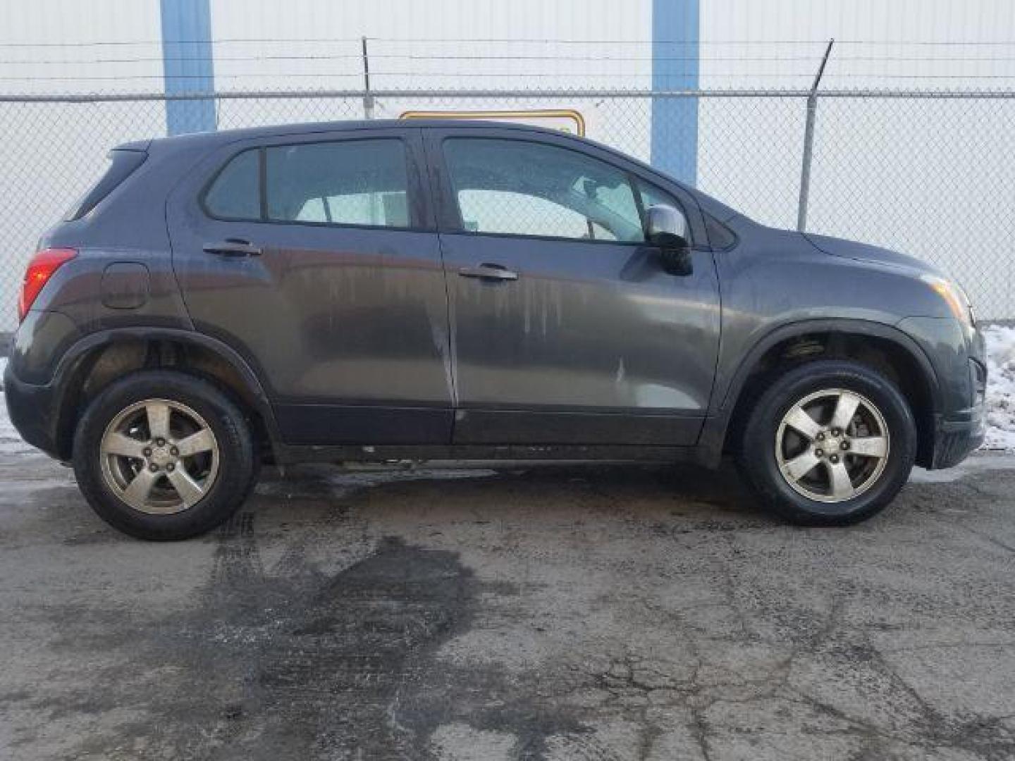 2016 Chevrolet Trax LS AWD (3GNCJNSB8GL) with an 1.4L L4 DOHC 16V engine, 6-Speed Automatic transmission, located at 601 E. Idaho St., Kalispell, MT, 59901, 0.000000, 0.000000 - Photo#3