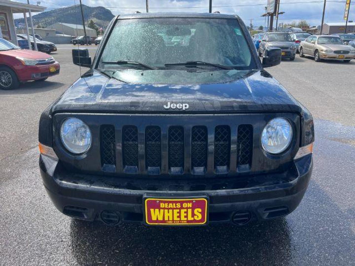 2016 Jeep Patriot Sport 2WD (1C4NJPAB7GD) with an 2.4L L4 DOHC 16V engine, located at 1821 N Montana Ave., Helena, MT, 59601, (406) 422-1031, 0.000000, 0.000000 - Photo#1