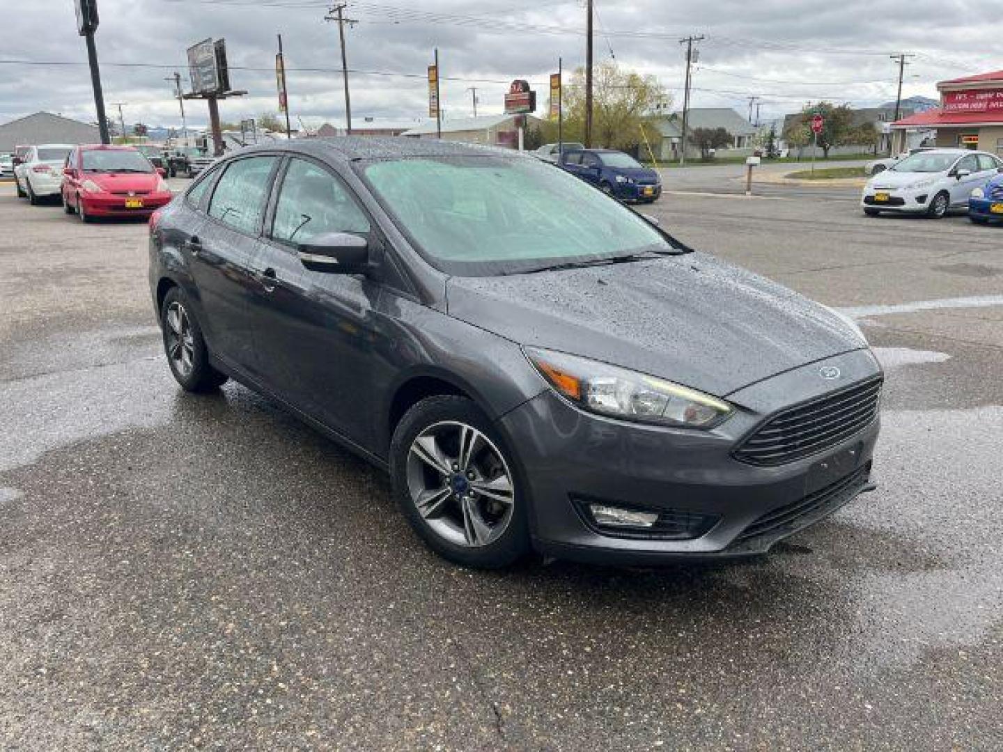 2017 Ford Focus SE Sedan (1FADP3FEXHL) with an 1.0L L3 engine, located at 1821 N Montana Ave., Helena, MT, 59601, (406) 422-1031, 0.000000, 0.000000 - Photo#2